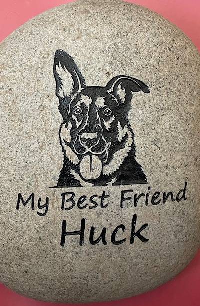 Engraved pet memorial with text My best friend Huck with a custom graphic of the dog