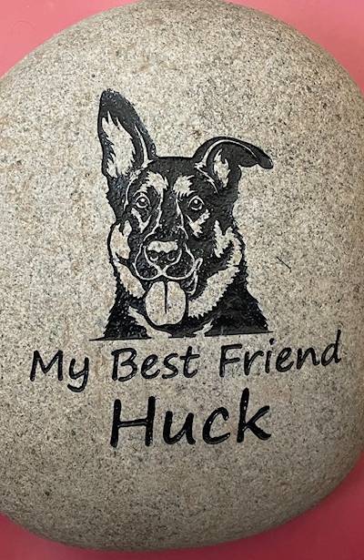 Engraved pet memorial with text My best friend Huck with a custom graphic of the dog